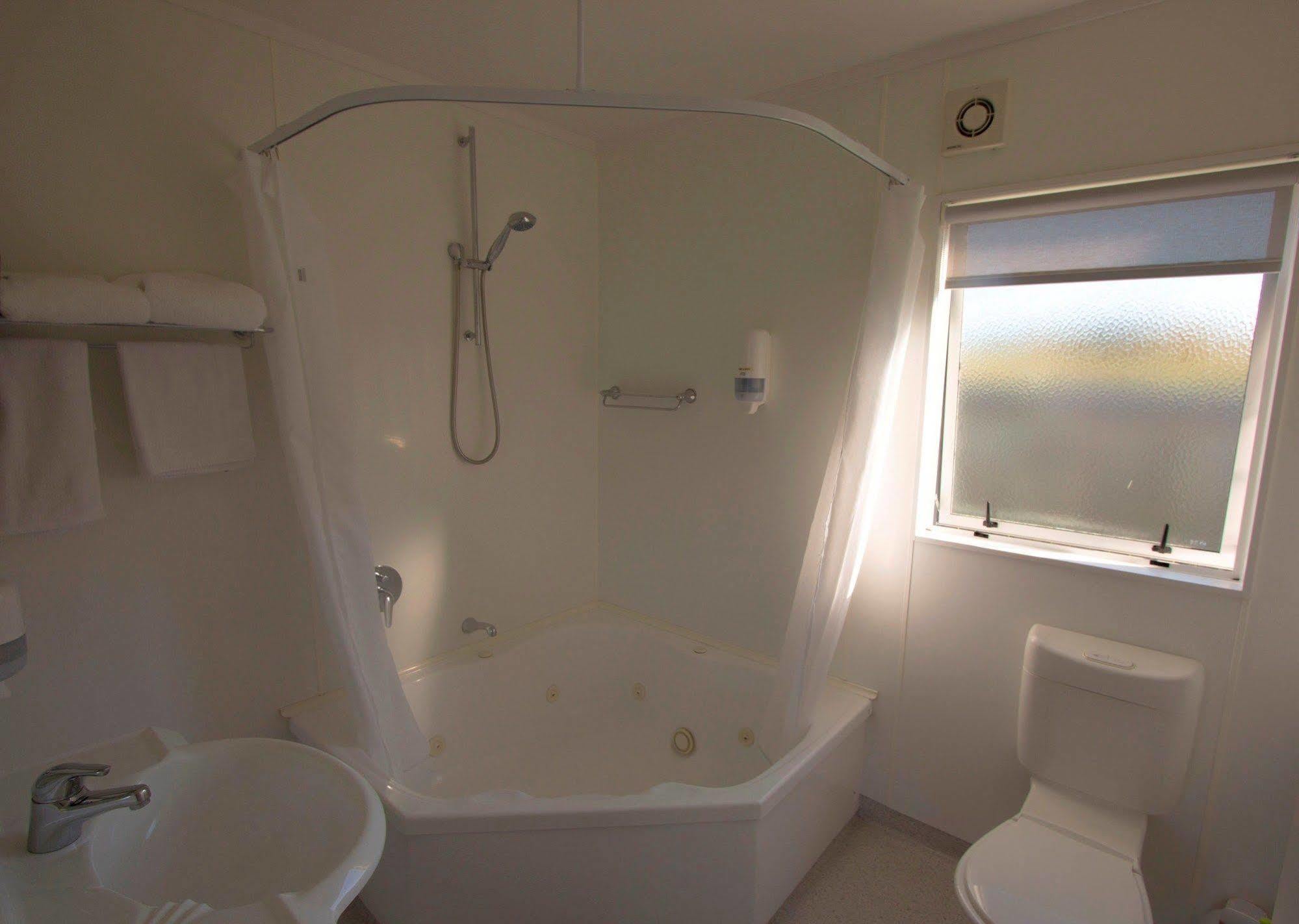 Motel Oasis Gisborne Esterno foto